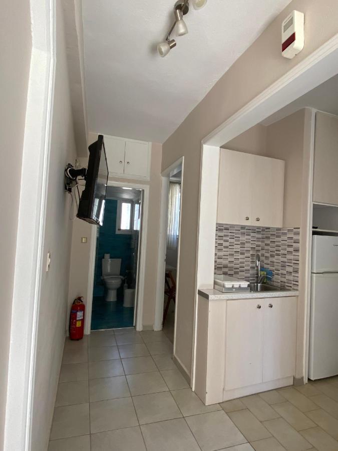 Central Studios In Agios Nikitas Pedestrian Zone Экстерьер фото